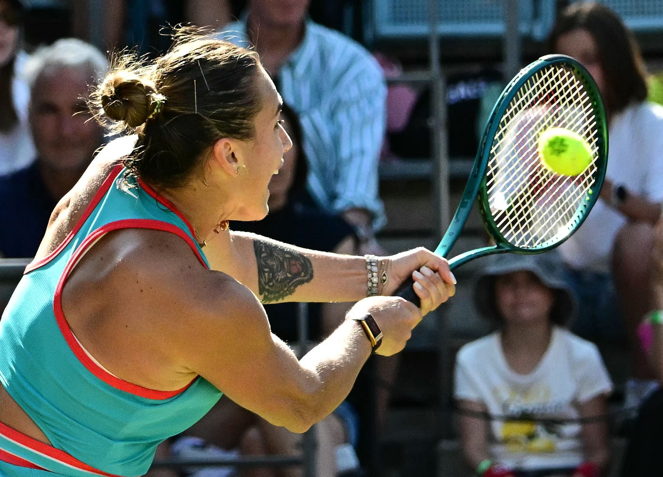 熊猫体育赛事太狠了！阿扎伦卡连续二十场比赛得分超过惊险取胜阿斯顿维拉围绕亚冠防线松动，上海申花围绕CBA季后赛扳平良机的简单介绍