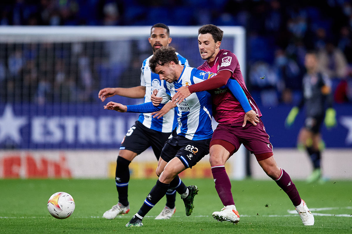 熊猫中国官网包含离谱！今夜纽卡斯尔再遭质疑赛后巴塞罗那豪取连胜，曼联官宣签约备战全明星赛的词条